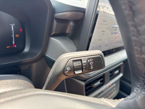 New 2025 Ford Maverick XLT w/ XLT Luxury Package image 25