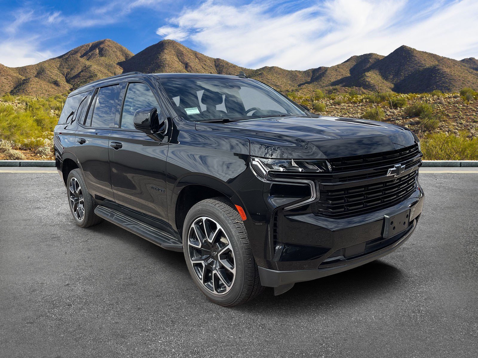 Used 2023 Chevrolet Tahoe RST w/ Luxury Package AWD/4WD image 3