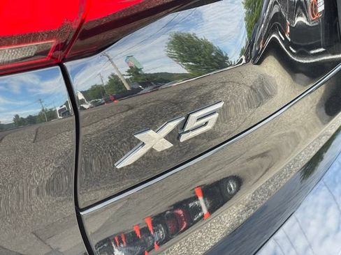 Used 2023 BMW X5 xDrive40i w/ M Sport Package AWD/4WD image 34