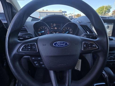 Used 2018 Ford Escape SE w/ SE Sync 3 Package AWD/4WD image 27