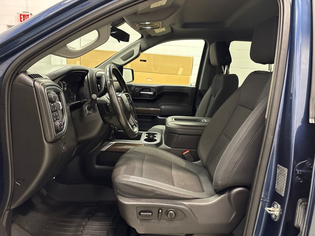 Used 2019 Chevrolet Silverado 1500 RST w/ All-Star Edition AWD/4WD image 17