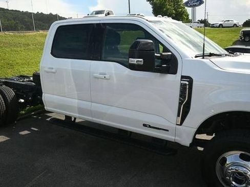 New 2026 Ford F350 Lariat AWD/4WD image 3