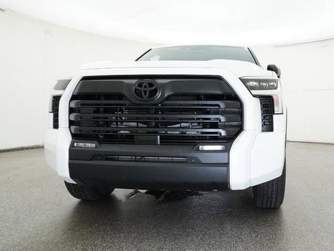 New 2026 Toyota Tundra SR5 AWD/4WD image 31