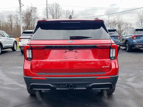 New 2026 Ford Explorer ST-Line w/ ST-Line Street Pack image 4