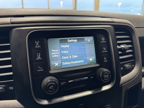 Used 2015 RAM 1500 Express image 26