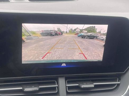 Used 2025 Chevrolet Trax LT FWD image 15