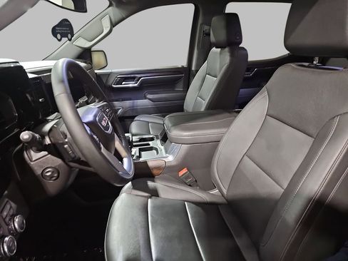 Used 2023 GMC Sierra 1500 SLT w/ SLT Convenience Package image 18