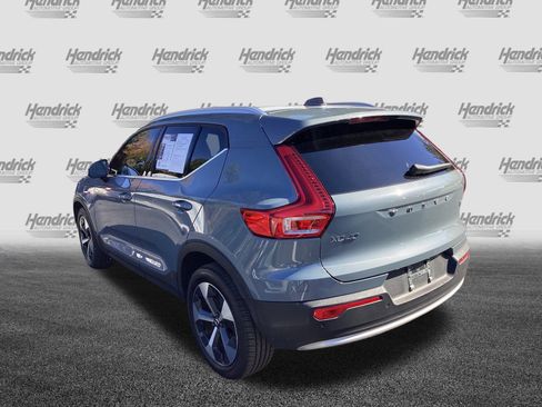 Certified 2023 Volvo XC40 B4 Plus w/ Protection Package Premier image 8
