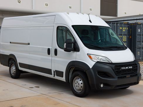 Used 2023 RAM ProMaster 3500 w/ Premium Convenience Group FWD image 19