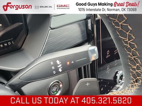 New 2026 GMC Acadia AT4 w/ Luxury Package AWD/4WD image 24
