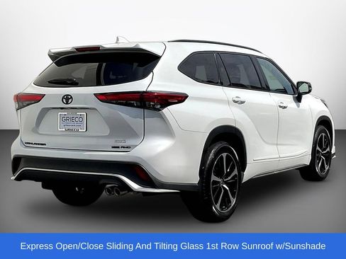 Used 2022 Toyota Highlander XSE AWD/4WD image 7