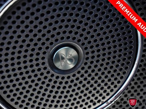 Used 2024 Ford Expedition Limited image 7