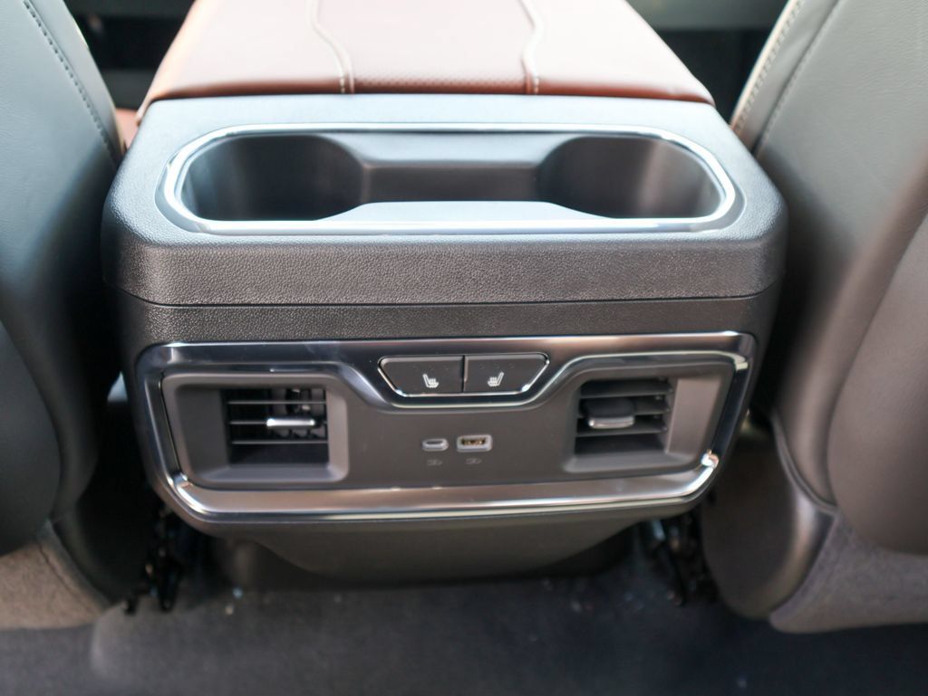 New 2026 GMC Sierra 2500 Denali Ultimate w/ Max Trailering Package AWD/4WD image 13