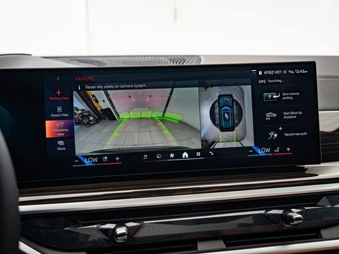 Used 2025 BMW X5 xDrive40i image 31