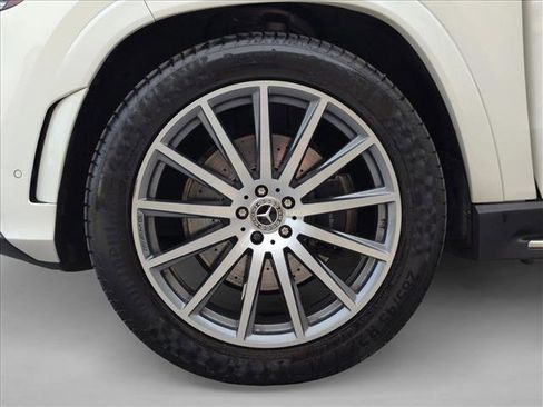 Certified 2023 Mercedes-Benz GLS 450 4MATIC image 26