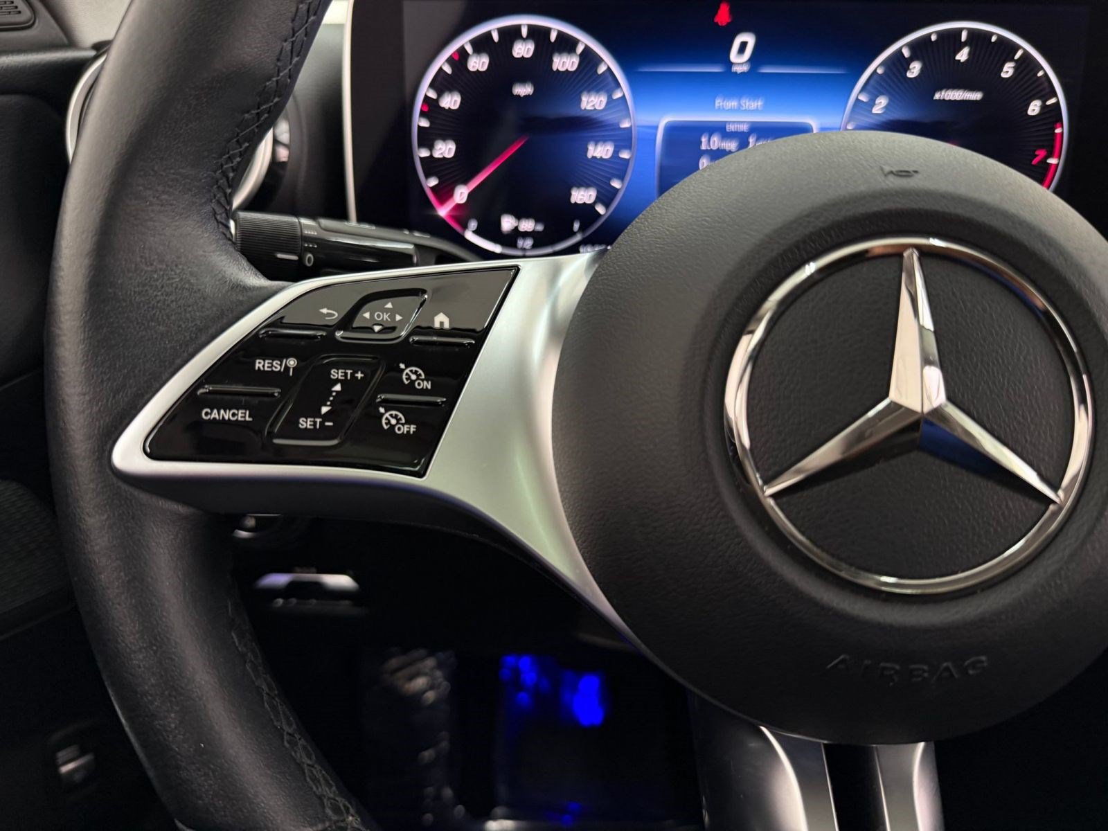 Used 2023 Mercedes-Benz C 300 Sedan image 13