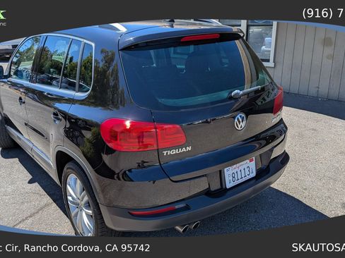 Used 2014 Volkswagen Tiguan S FWD image 10