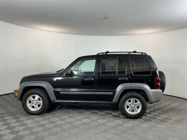 Used 2005 Jeep Liberty Sport AWD/4WD image 8