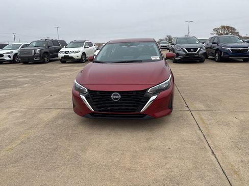 Certified 2024 Nissan Sentra SV image 8