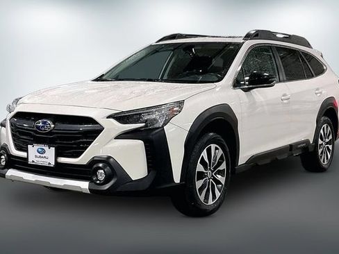 Used 2023 Subaru Outback Limited AWD/4WD image 3