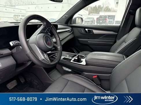 Used 2025 Buick Enclave Preferred image 9