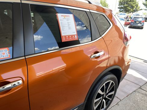 Used 2019 Nissan Rogue SL w/ Premium Package AWD/4WD image 62