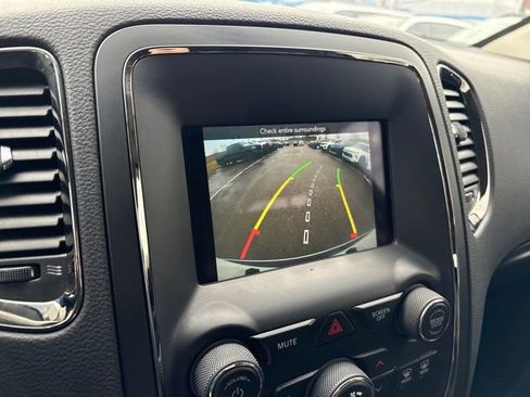 Used 2018 Dodge Durango GT image 17