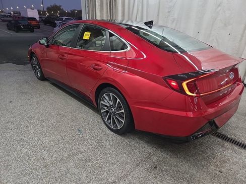 Used 2021 Hyundai Sonata Limited image 2