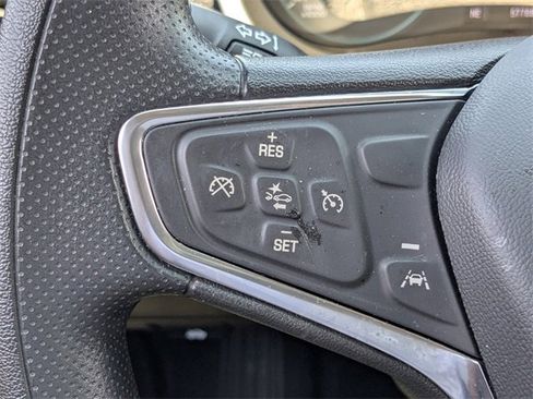 Used 2023 Chevrolet Malibu LT image 22