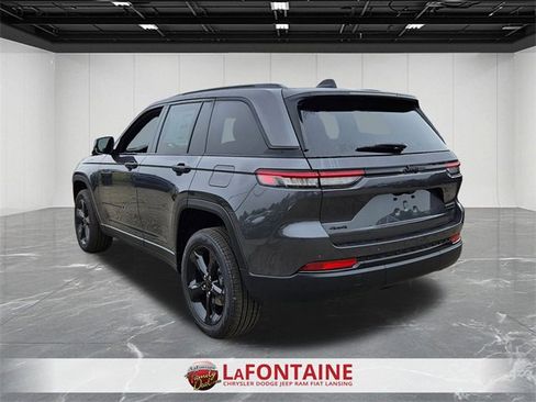 New 2025 Jeep Grand Cherokee Limited w/ Black Appearance Package image 3