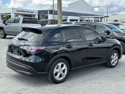 Used 2025 Honda HR-V LX image 5