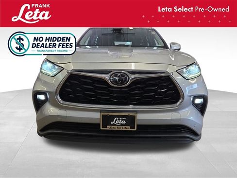 Used 2020 Toyota Highlander Limited AWD/4WD image 10