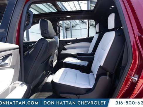 New 2026 Chevrolet Traverse High Country FWD image 18