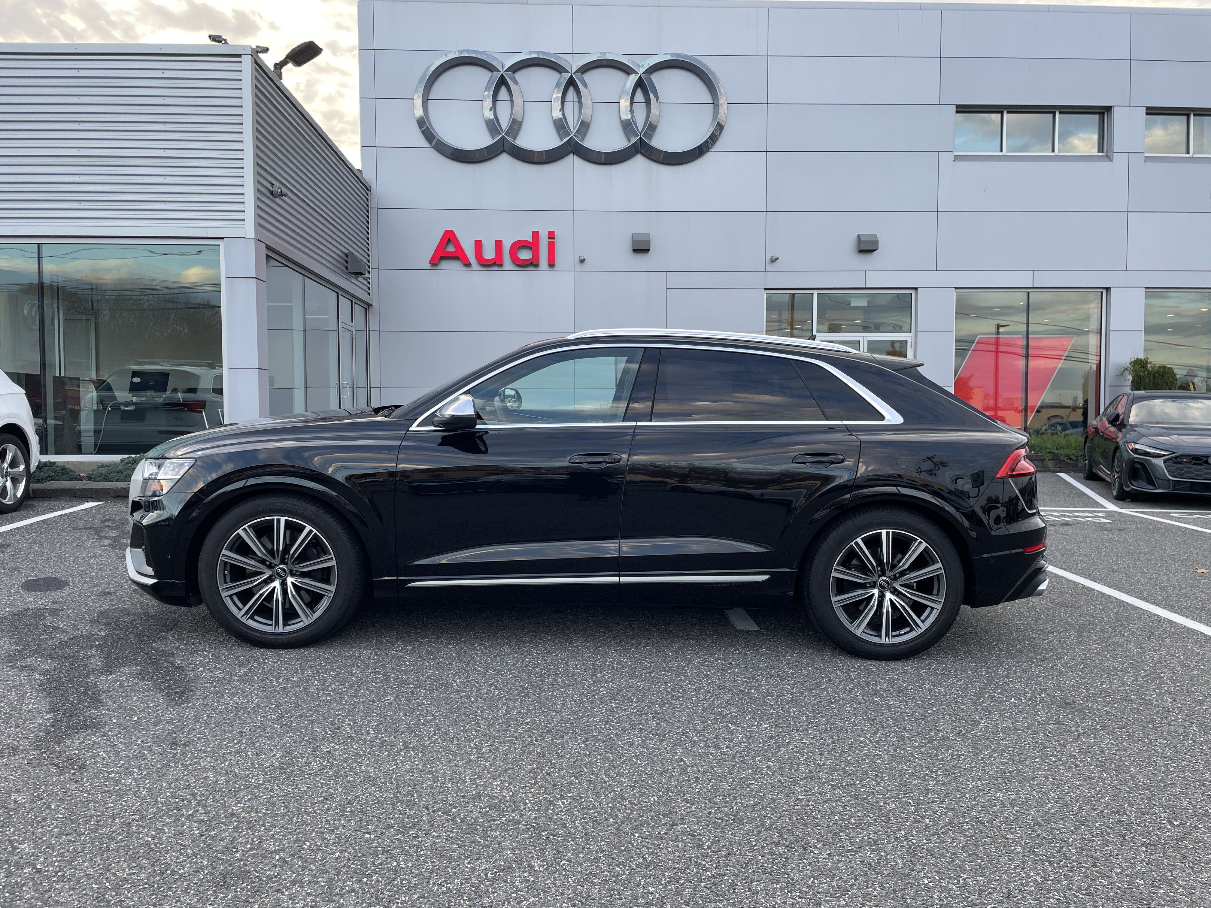 Certified 2023 Audi SQ8 Prestige AWD/4WD image 4