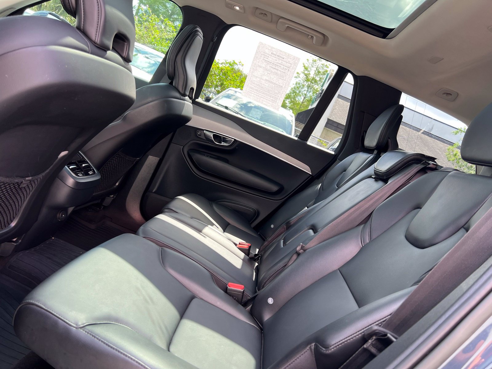 Used 2023 Volvo XC90 B5 Core AWD/4WD image 47