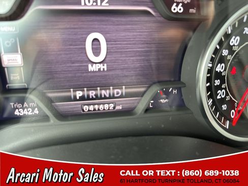 Used 2024 RAM 1500 Laramie AWD/4WD image 29