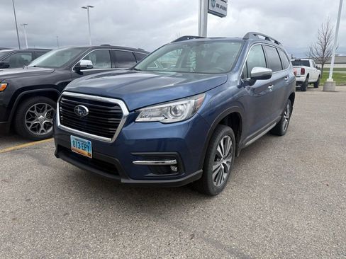 Used 2019 Subaru Ascent Touring w/ Popular Package #2 AWD/4WD image 2
