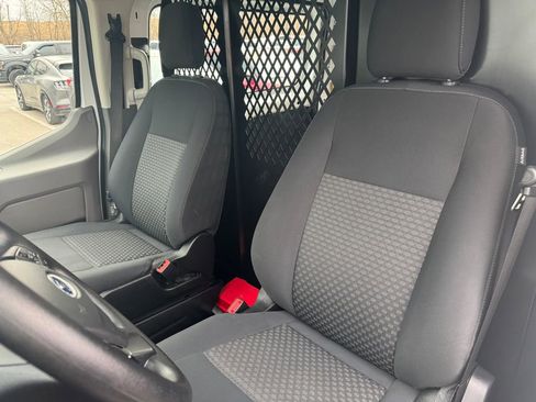 Used 2024 Ford Transit 250 Low Roof w/ Exterior Upgrade Package RWD image 19