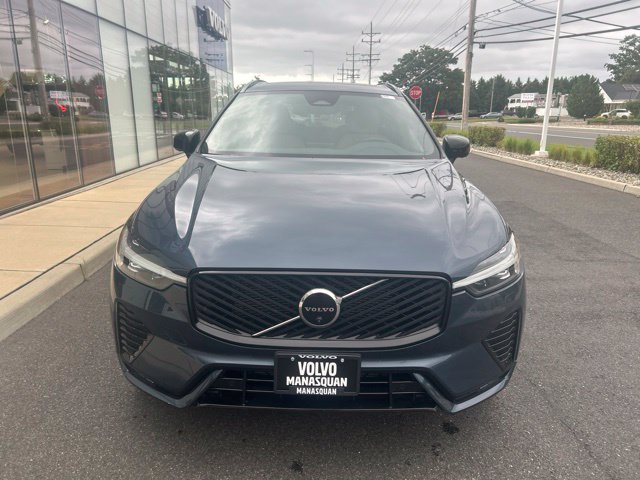 Used 2026 Volvo XC60 B5 Plus AWD/4WD image 7