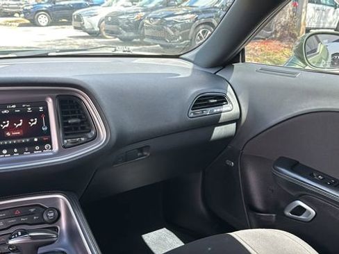Used 2022 Dodge Challenger R/T Scat Pack w/ Driver Convenience Group image 15