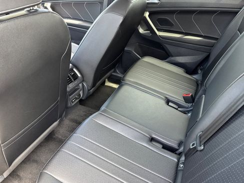 Certified 2023 Volkswagen Tiguan SE image 12