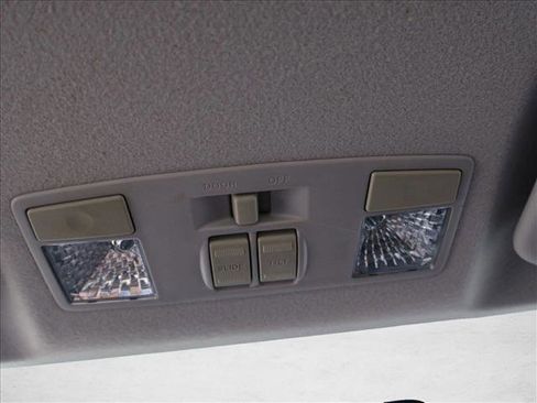 Used 2008 MAZDA MAZDA3 i Touring FWD image 19