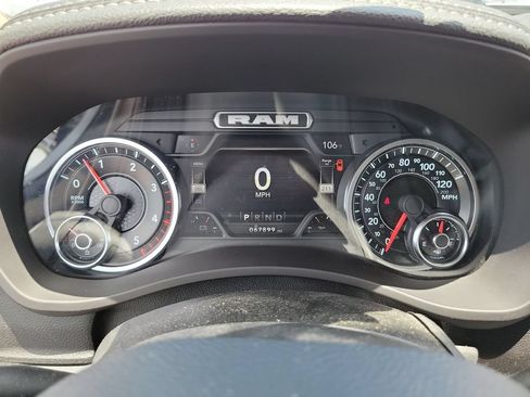 Used 2022 RAM 2500 Laramie AWD/4WD image 3