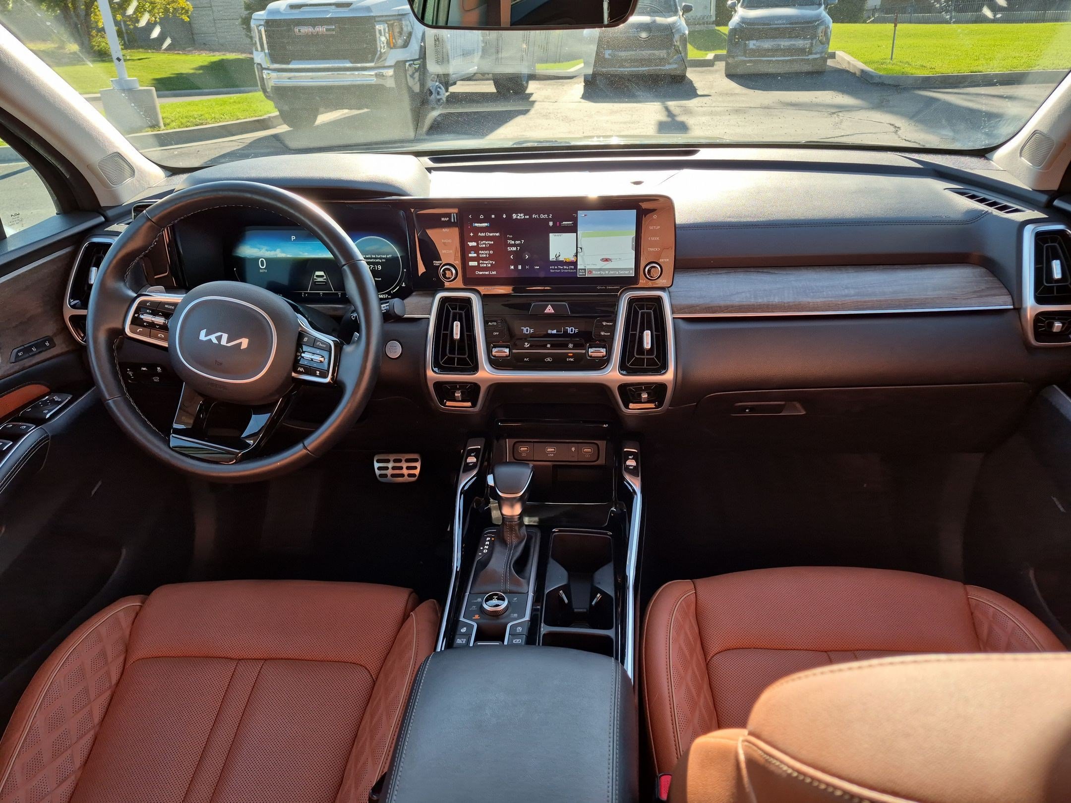 Certified 2022 Kia Sorento SX Prestige w/ Rust Color Package AWD/4WD image 27