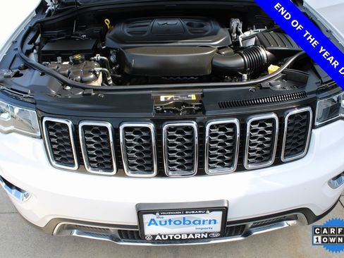 Used 2021 Jeep Grand Cherokee Limited image 31
