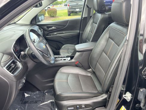 Used 2023 Chevrolet Equinox Premier AWD/4WD image 13