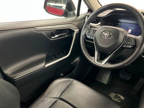 Used 2024 Toyota RAV4 Adventure image 11