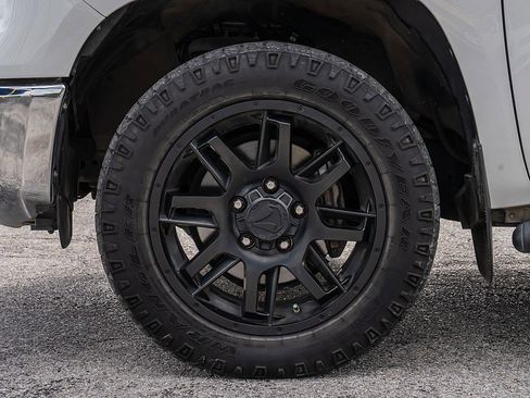 Used 2021 Toyota Tundra SR5 RWD image 32