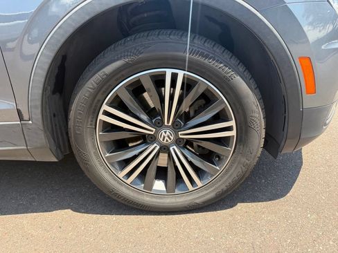 Used 2018 Volkswagen Tiguan SEL AWD/4WD image 7