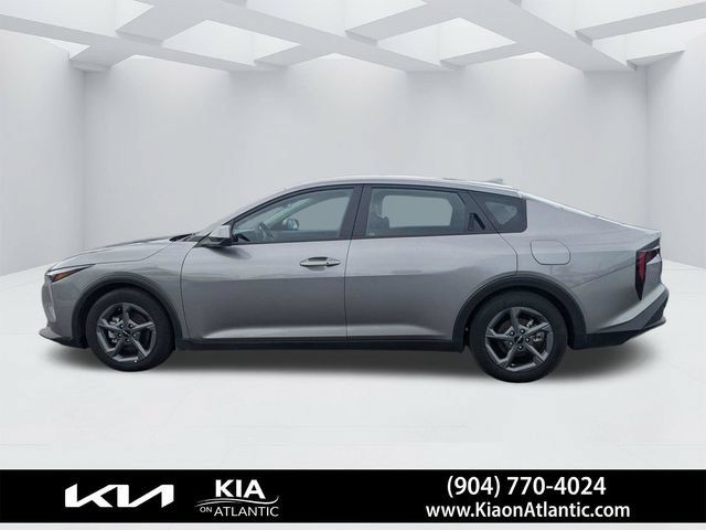 Used 2025 Kia K4 FWD image 7
